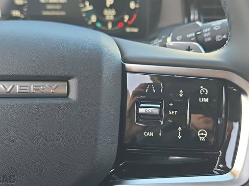New 2026 Land Rover Discovery Sport Landmark AWD/4WD image 20