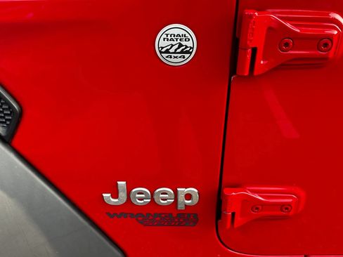 Used 2020 Jeep Wrangler Unlimited Sport AWD/4WD image 45