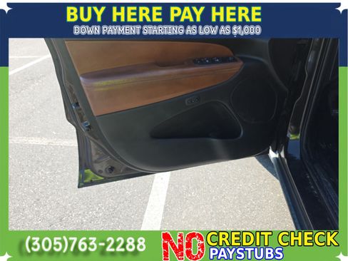 Used 2011 Jeep Grand Cherokee Overland Summit AWD/4WD image 10