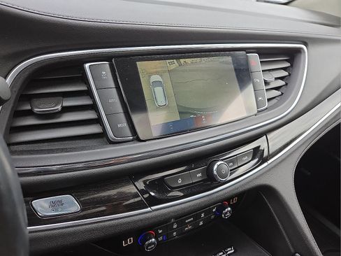Certified 2019 Buick Enclave Avenir w/ Avenir Technology Package AWD/4WD image 18