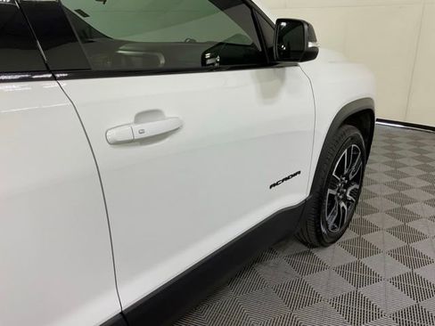 Used 2021 GMC Acadia SLE w/ Driver Convenience Package FWD image 9