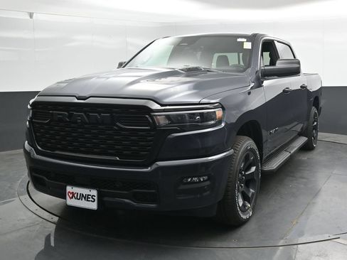 New 2026 RAM 1500 Express AWD/4WD image 5