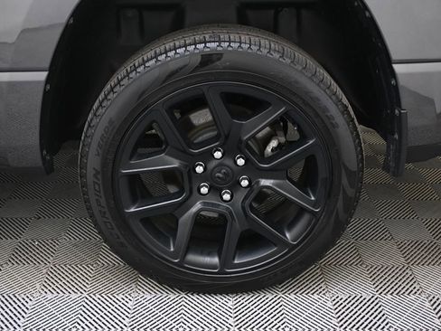 Used 2024 RAM 1500 Laramie AWD/4WD image 20