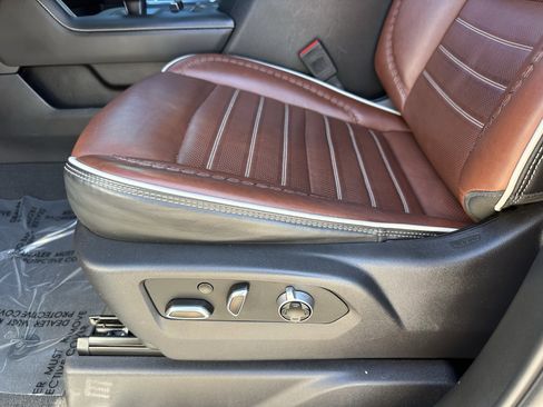 Used 2025 GMC Sierra 1500 Denali Ultimate image 21