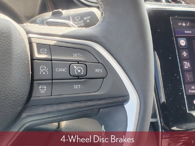 Used 2024 Jeep Grand Cherokee L Altitude AWD/4WD image 23