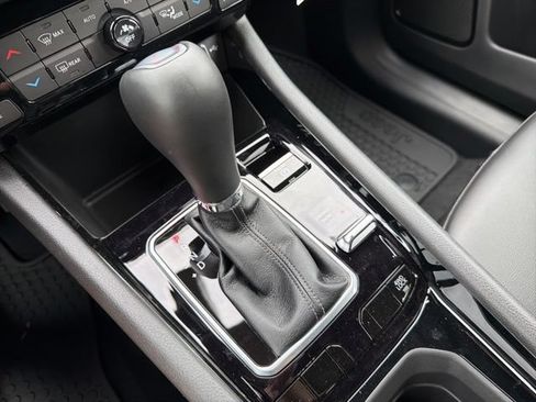 New 2026 Jeep Compass Latitude AWD/4WD image 18