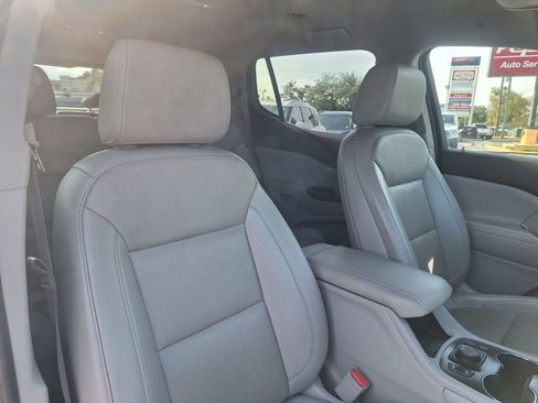 Used 2021 GMC Acadia SLT image 28