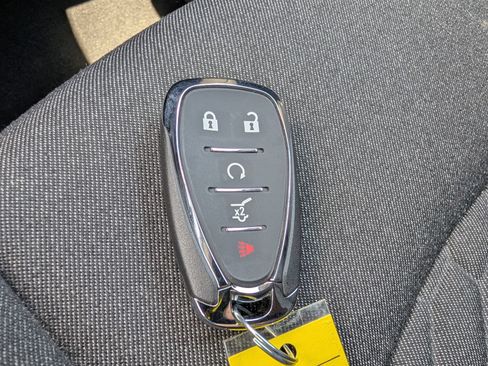 Used 2020 Chevrolet Equinox LT AWD/4WD image 22