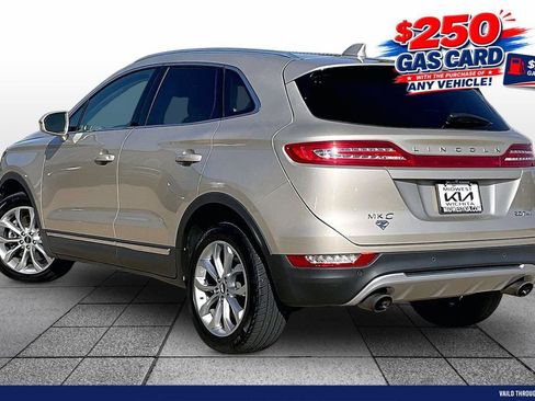 Used 2017 Lincoln MKC Select w/ Select Plus Package AWD/4WD image 12