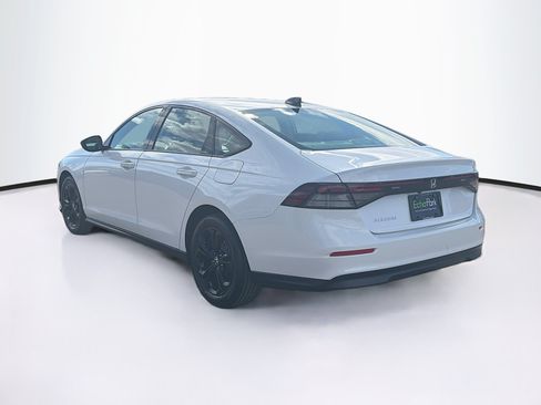 Used 2025 Honda Accord SE image 5
