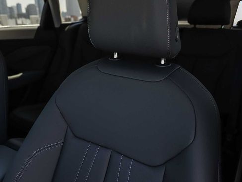 New 2026 Audi Q3 quattro 2.0T AWD/4WD image 33