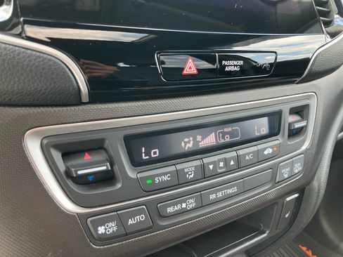 Used 2023 Honda Passport TrailSport image 22