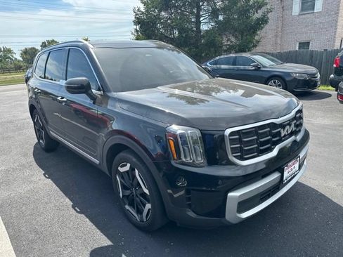 Used 2024 Kia Telluride S w/ S Sunroof Package FWD image 3