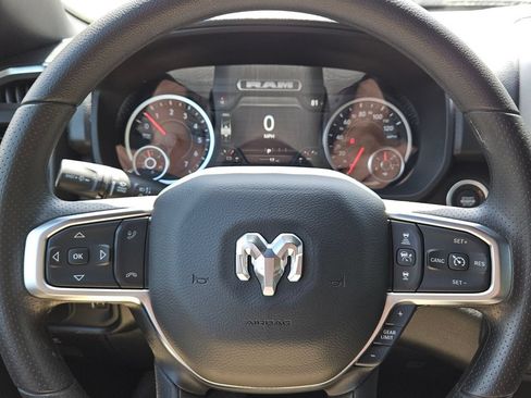 New 2026 RAM 1500 Express AWD/4WD image 20