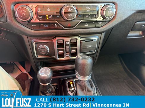 Used 2025 Jeep Wrangler Sport S w/ Convenience Group image 21