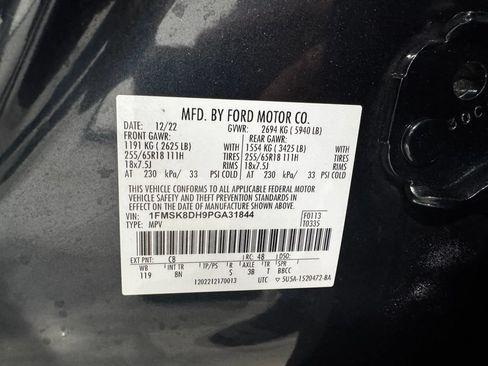 Used 2023 Ford Explorer XLT AWD/4WD image 47