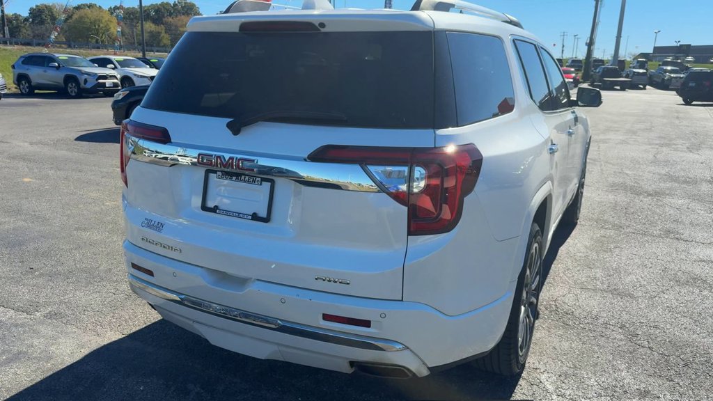 Used 2022 GMC Acadia Denali w/ Denali Ultimate Package AWD/4WD image 6