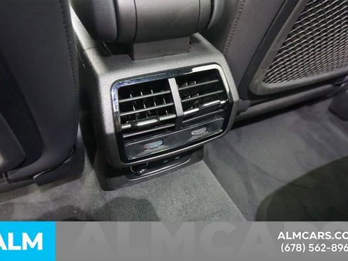 Used 2025 Audi Q3 2.0T Premium AWD/4WD image 63
