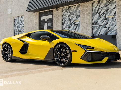 Used 2024 Lamborghini Revuelto AWD/4WD image 18
