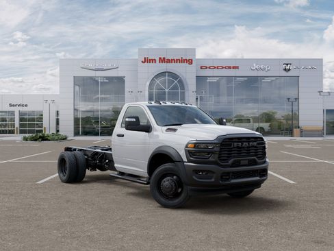 New 2026 RAM 5500 Tradesman AWD/4WD image 5