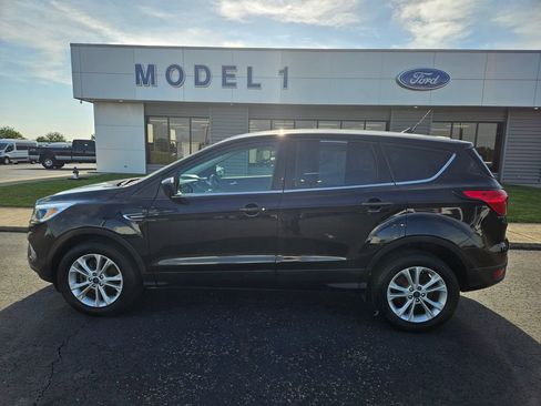 Used 2019 Ford Escape SE AWD/4WD image 1