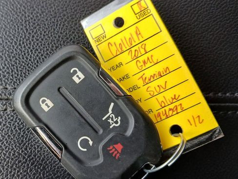 Used 2018 GMC Terrain SLT w/ Preferred Package image 22