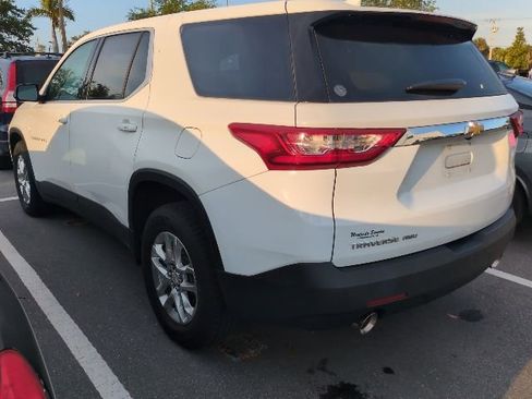 Used 2018 Chevrolet Traverse LS w/ LPO, Cargo Package image 4