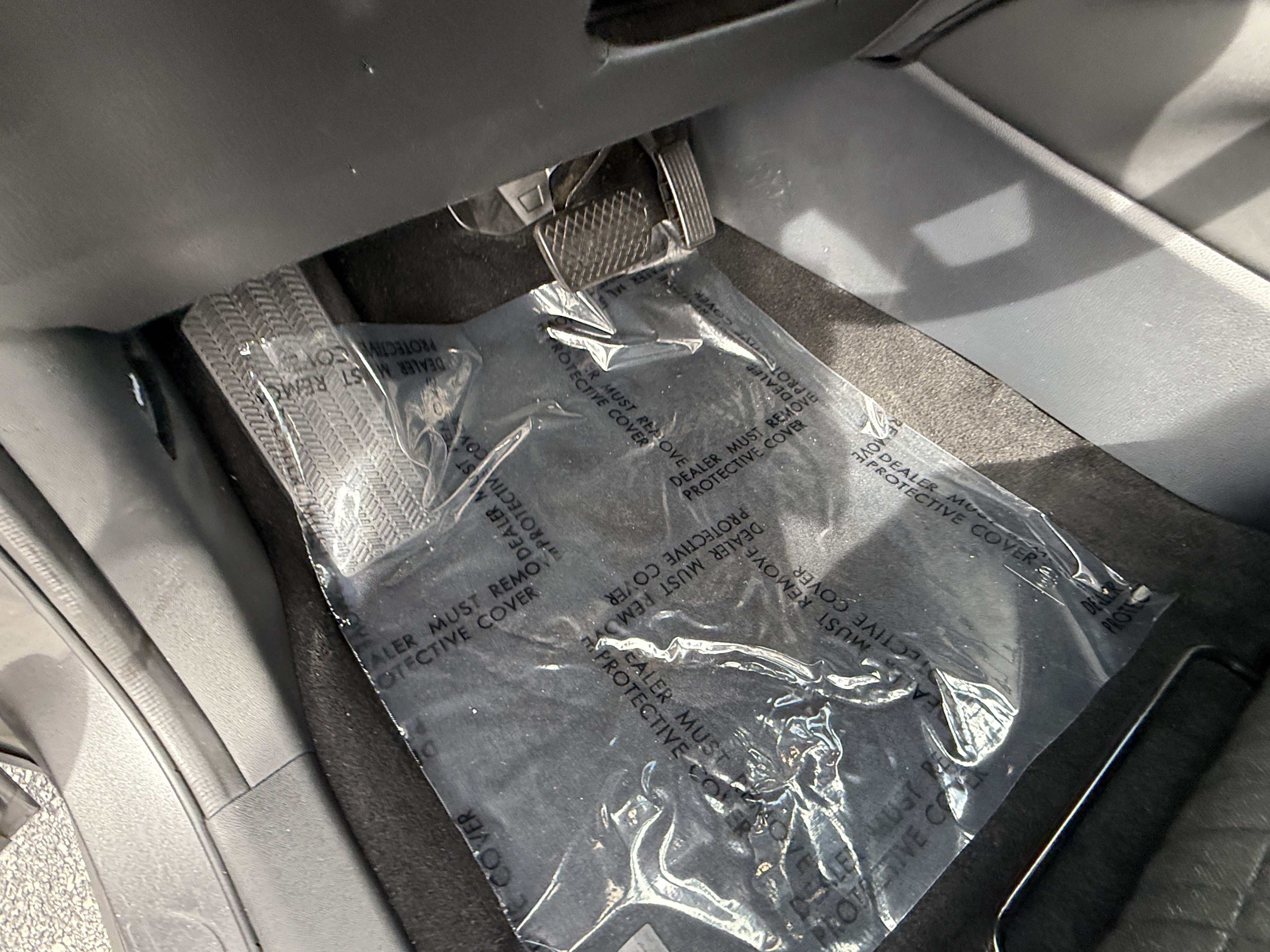 Certified 2025 Honda HR-V LX image 17