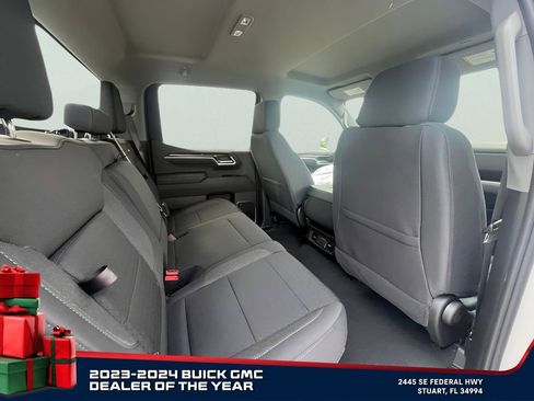 New 2026 GMC Sierra 1500 Elevation image 17