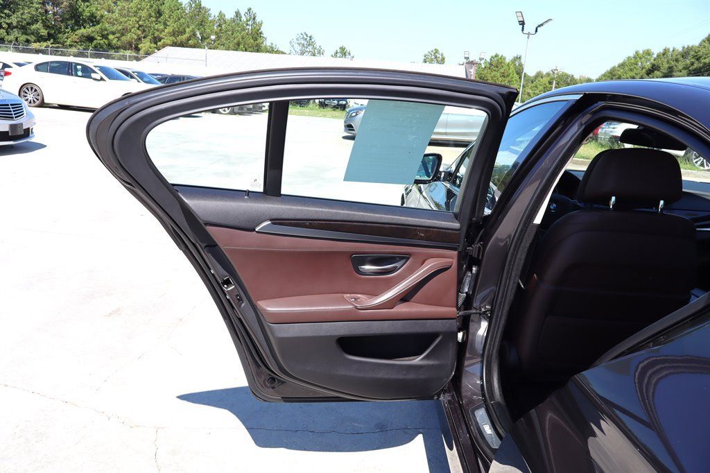 Used 2016 BMW 535d Sedan RWD image 38