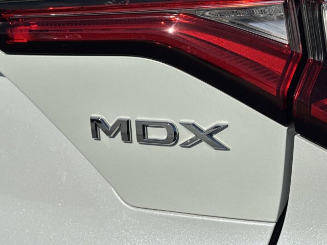 Used 2024 Acura MDX w/ Technology Package FWD image 30