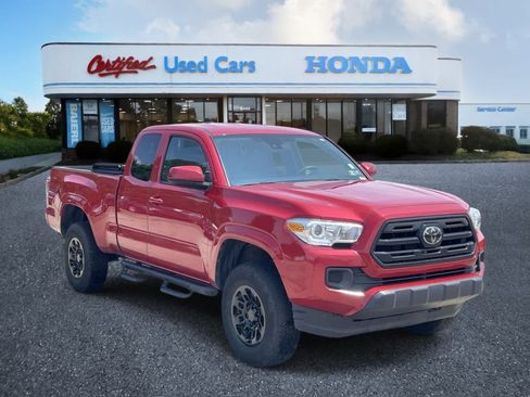 Used 2019 Toyota Tacoma SR w/ SR Convenience Package AWD/4WD image 7