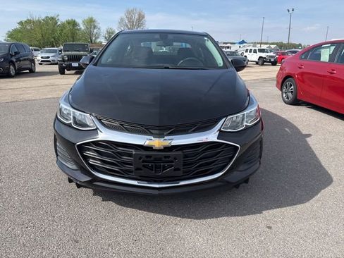 Used 2019 Chevrolet Cruze LS w/ LS Convenience Package image 4
