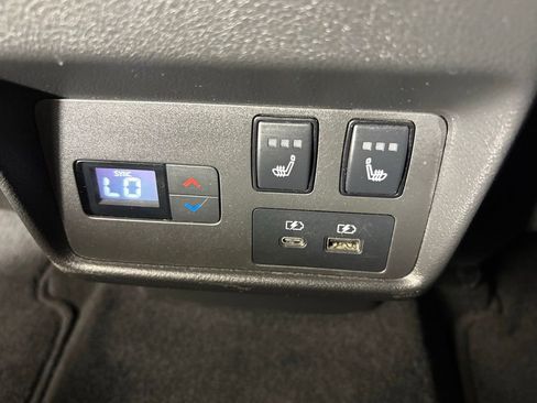 Used 2023 Nissan Rogue Platinum w/ Platinum Premium Package FWD image 34