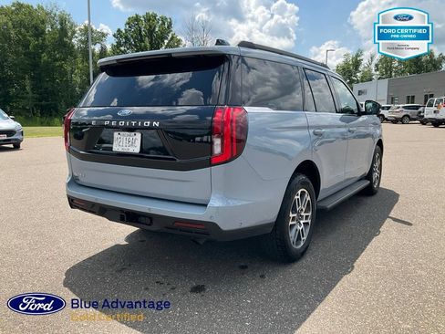 Used 2025 Ford Expedition Active AWD/4WD image 21