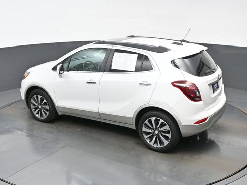 Used 2021 Buick Encore Preferred FWD image 36