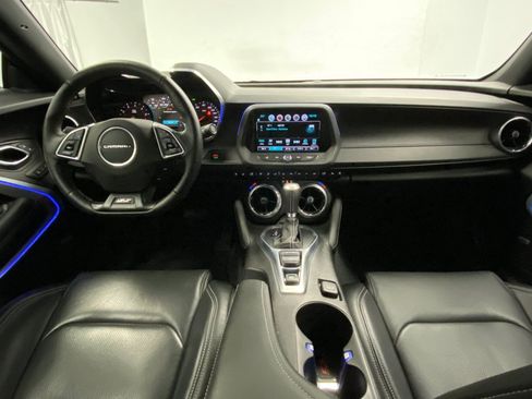 Used 2016 Chevrolet Camaro SS RWD image 25
