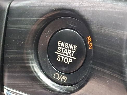 Used 2022 Jeep Grand Cherokee Limited AWD/4WD image 24