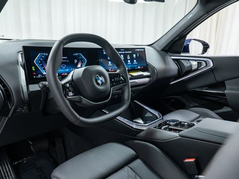 New 2026 BMW X3 xDrive30 w/ Premium Package image 12