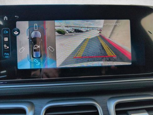 New 2026 Mercedes-Benz GLS 580 4MATIC image 13