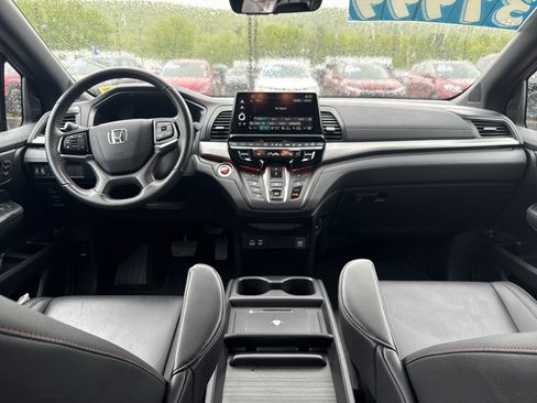 Used 2025 Honda Odyssey Sport-L image 34