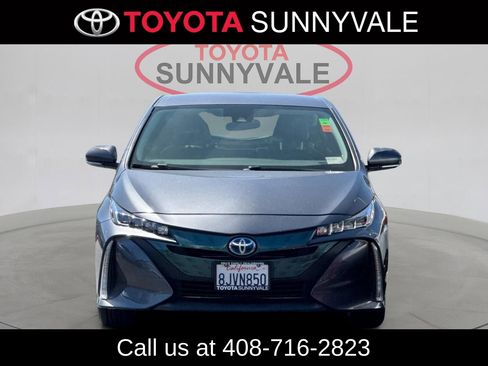 Used 2019 Toyota Prius Prime Premium w/ Preferred Accessory Package FWD image 11