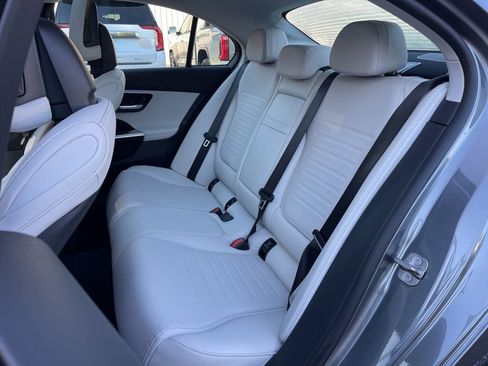 Used 2024 Mercedes-Benz C 300 4MATIC Sedan image 24