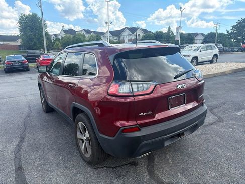 Used 2020 Jeep Cherokee Limited w/ Luxury Group AWD/4WD image 2