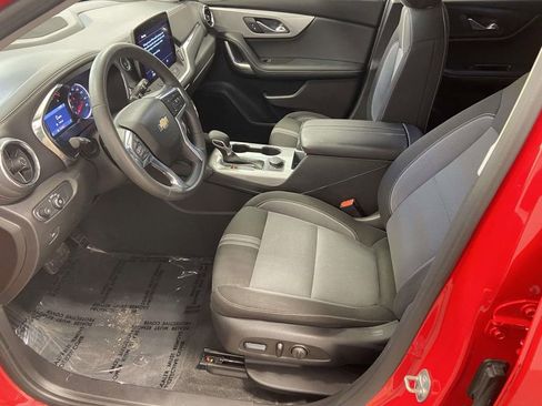 Used 2023 Chevrolet Blazer LT image 12