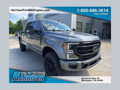 Used 2022 Ford F350 Lariat w/ Tremor Off-Road Package AWD/4WD image 1