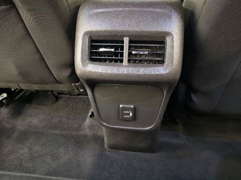 Used 2021 Chevrolet Equinox LS w/ LS Convenience Package FWD image 35