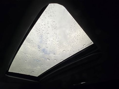 Used 2022 GMC Sierra 1500 Denali w/ Denali Premium Package image 17