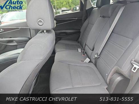 Used 2020 Kia Sorento S FWD image 27
