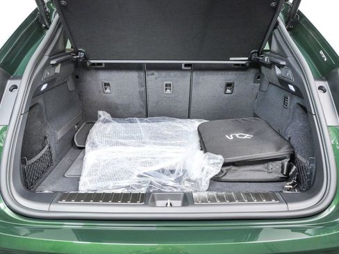 New 2026 Porsche Macan Electric RWD image 30